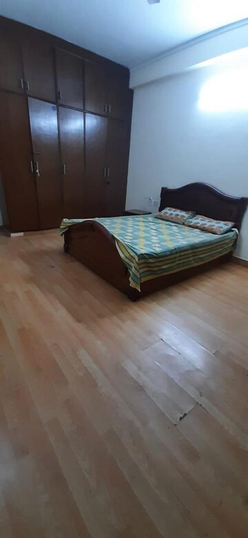 Bedroom in 3 BHK Builder Floor at Ardee City, Sector 52 – for Rent