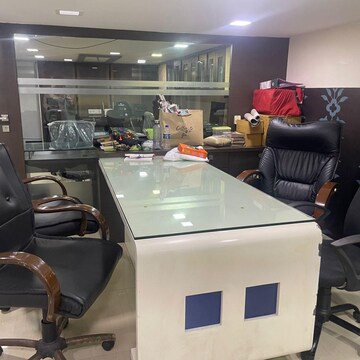  Office Space For Rent in Gundecha Industrial Complex, Kandivali East