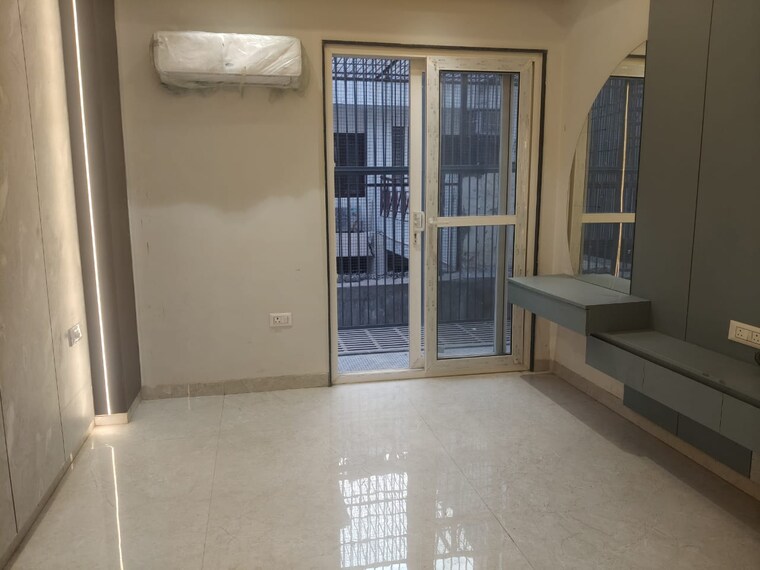 Room, skywhales-vienna-greens 3 Bedroom 1550 Sq.Ft. Builder Floor In Sector 99a Gurgaon 8593144