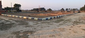  Plot – Exterior View View at Jankipuram Extension - for Sale