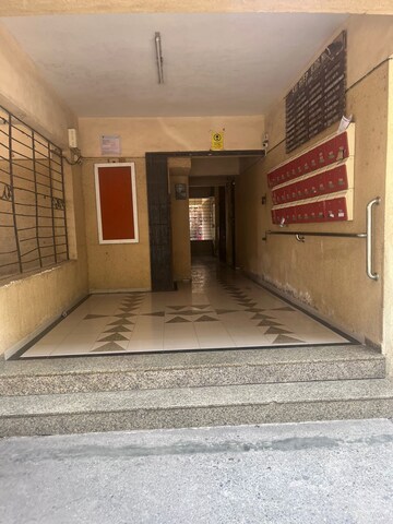 Bedroom in 1 BHK Apartment at Kukreja Sai Deep, Chembur – for Rent