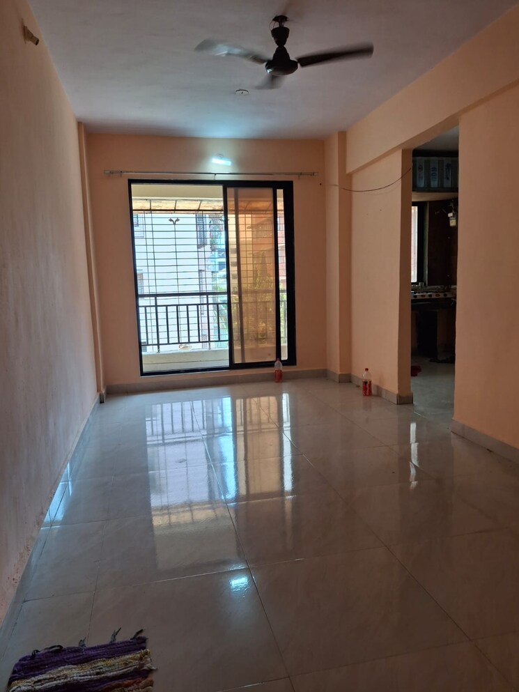 Room, dombivli east 2 Bedroom 650 Sq.Ft. Apartment In Dombivli East Thane 8593178