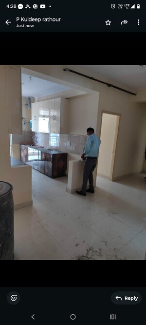 Living Room in 2.5 BHK Apartment at Gardenia Gitanjali, Vasundhara Sector 16 – for Sale