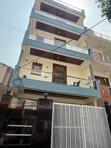 6 BHK Independent House For Sale in Sector 10a