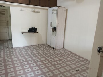 Bathroom in 1 RK Apartment at Ramanand CHS, Vile Parle East – for Rent