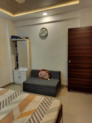Furnished Amenities in 3 BHK Apartment at Agarwal And Doshi Complex, Vasai West – for Sale