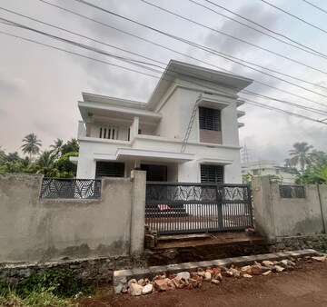 3 BHK Villa For Sale in Puthukkad