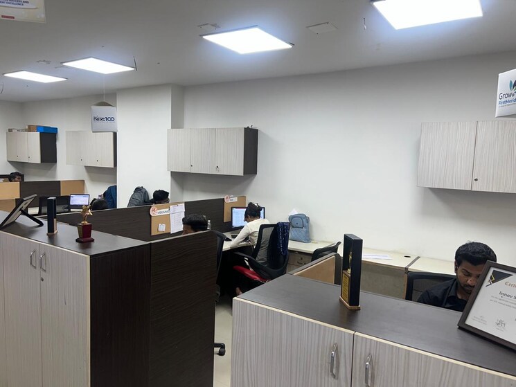 Team Area, venus-atlantis Commercial Office Space 2753 Sq.Ft. In Prahlad Nagar Ahmedabad 8593309
