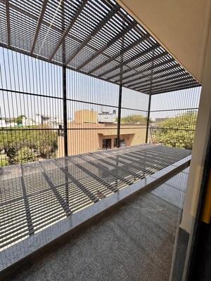 Balcony in 3 BHK Builder Floor at BPTP Amstoria, Sector 102 – for Sale