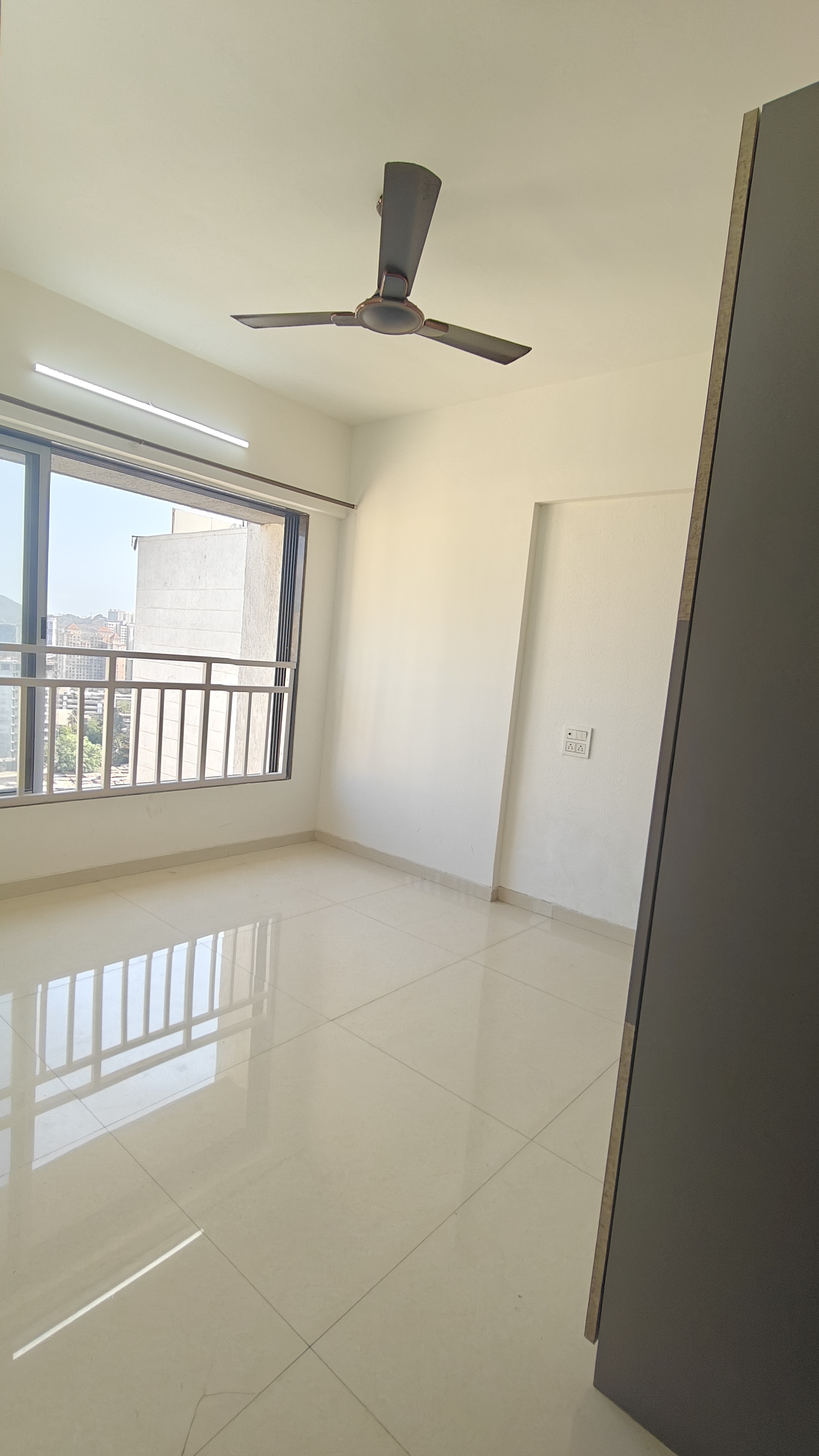 1 BHK + Servant Room Apartment For Rent in Crystal Armus