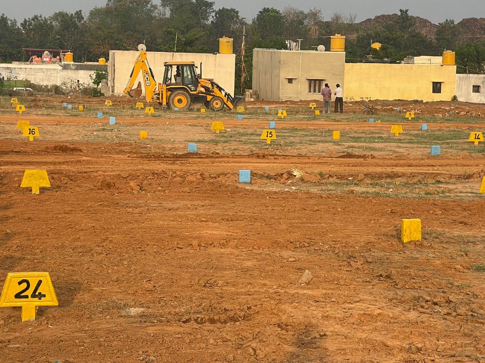 Plot For Sale in Doddanagamangala Village