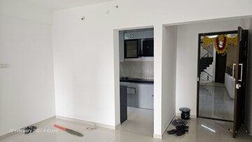 Room in 2 BHK Apartment at Shapoorji Pallonji Joyville Hadapsar Annexe, Hadapsar – for Rent