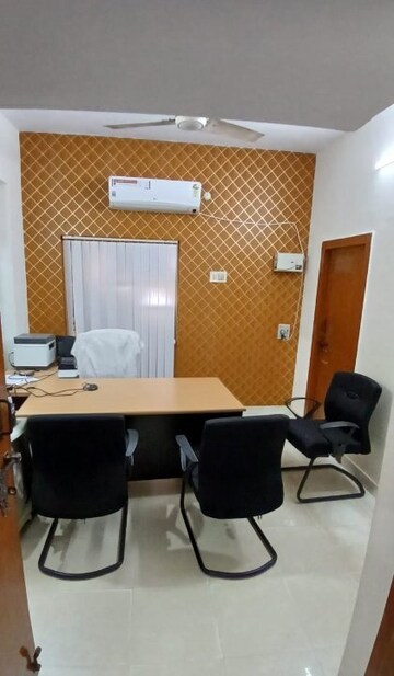  Office Space For Rent in Ss Colony
