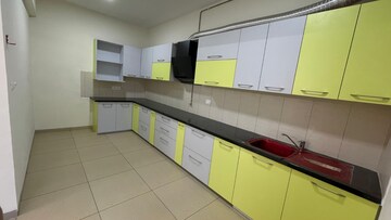 Kitchen in 2.5 BHK Apartment at Prestige Royale Gardens, Gantiganahalli – for Sale