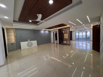  4 BHK Builder Floor at Green Fields Colony – for Rent