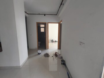 Room in 2 BHK Apartment at Signature The Millennia 2, Sector 37d – for Rent