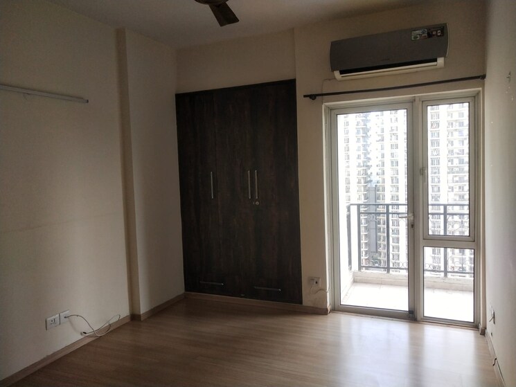 Room, moti nagar 2 Bedroom 1380 Sq.Ft. Apartment In Moti Nagar Delhi 8593409
