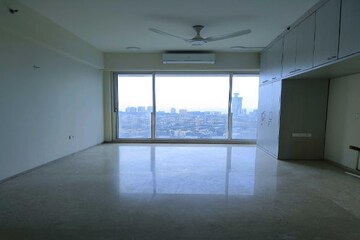 Room in 4 BHK Apartment at Raheja Imperia, Worli – for Sale