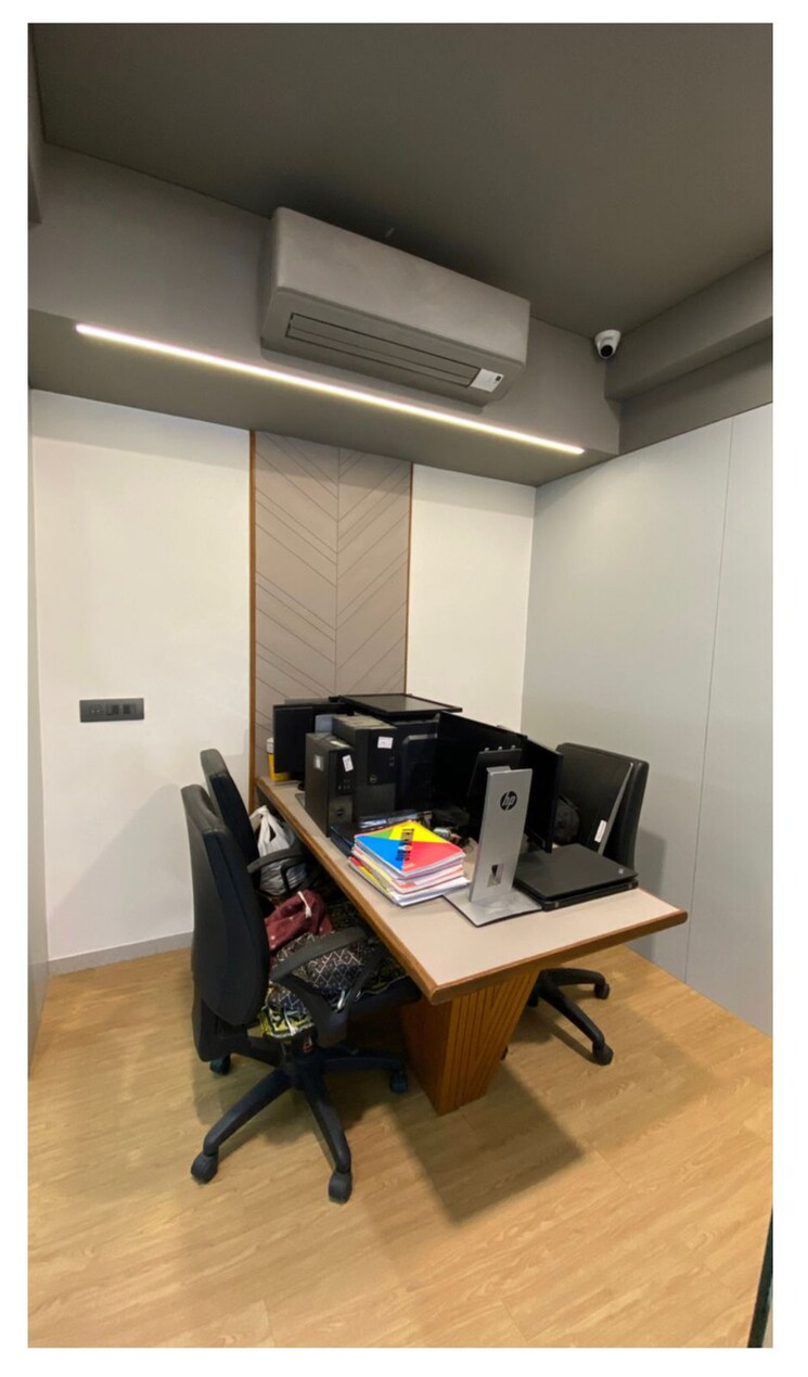 Team Area, thaltej Commercial Office Space 1385 Sq.Ft. In Thaltej Ahmedabad 8593434