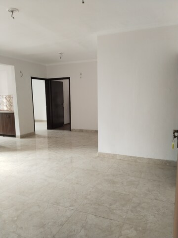 Living Room in 2.5 BHK Apartment at Amrapali Leisure Park, Amrapali Leisure Valley – for Rent
