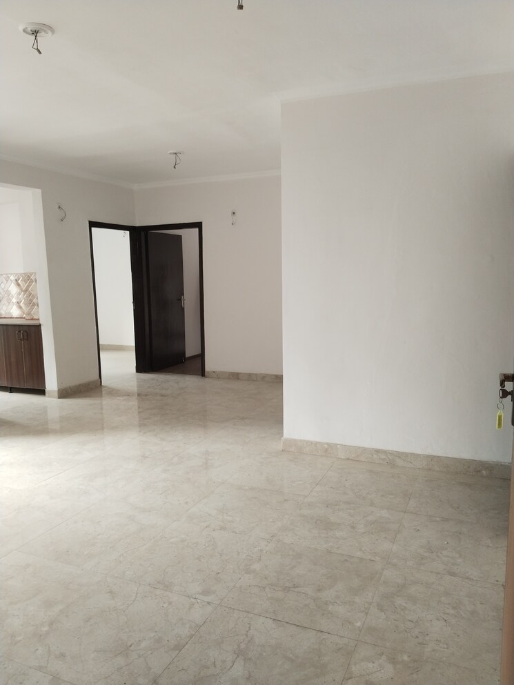 Living Room, amrapali-leisure-park 2.5 Bedroom 1225 Sq.Ft. Apartment In Amrapali Leisure Valley Greater Noida 8593508