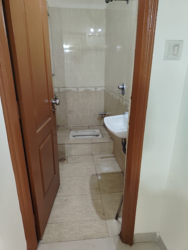 Bathroom, tharwani-heritage 2 Bedroom 960 Sq.Ft. Apartment In Kharghar Sector 7 Navi Mumbai 8593495