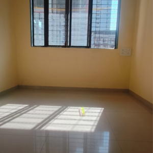 Room in 3 BHK Apartment at Parsik Nagar – for Sale