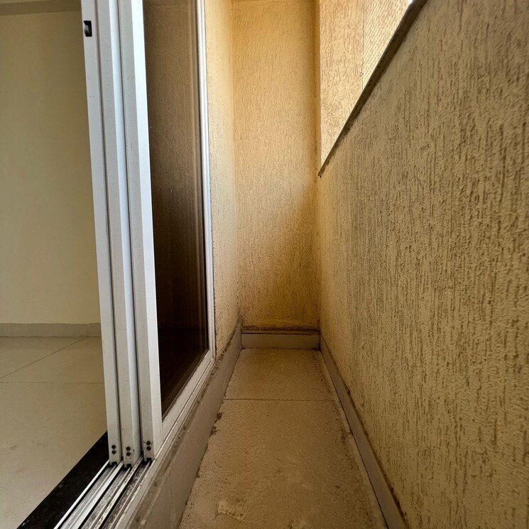 Balcony, parsik nagar 3 Bedroom 1250 Sq.Ft. Apartment In Parsik Nagar Thane 8593550