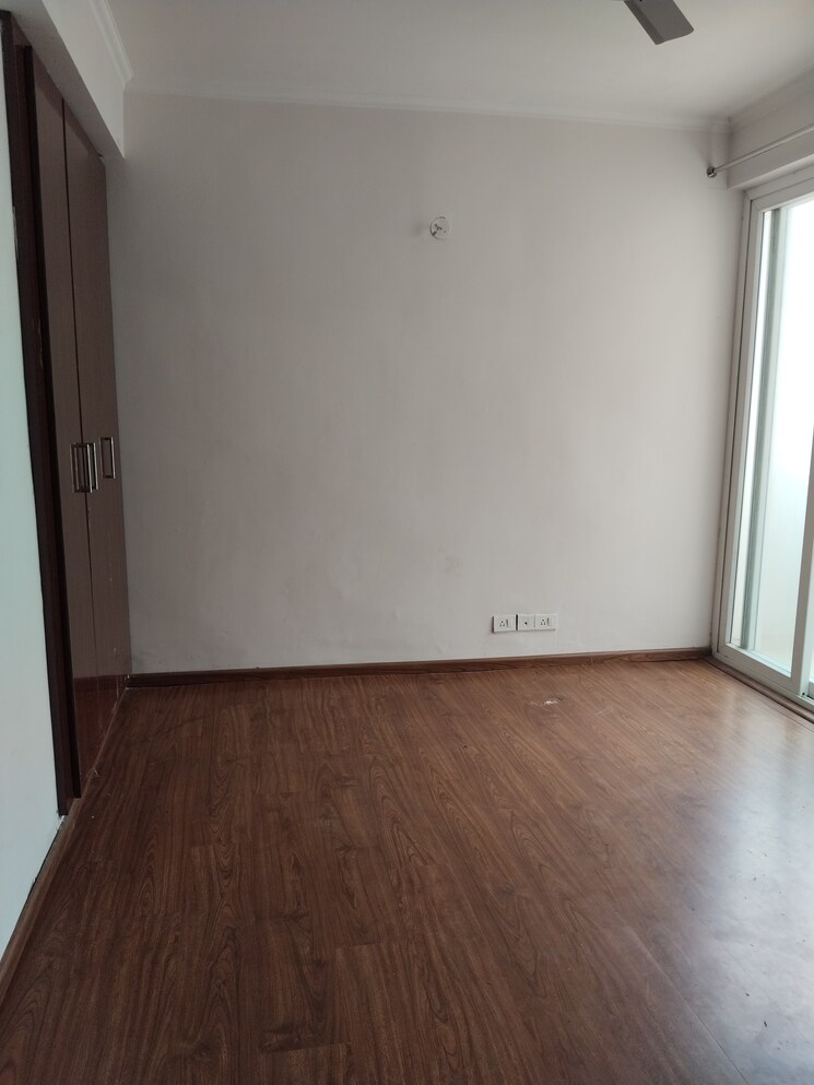 Room, amrapali-leisure-park 3 Bedroom 1145 Sq.Ft. Apartment In Amrapali Leisure Valley Greater Noida 8593574