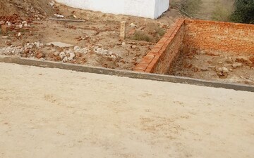 Plot For Sale in Kalindi Kunj
