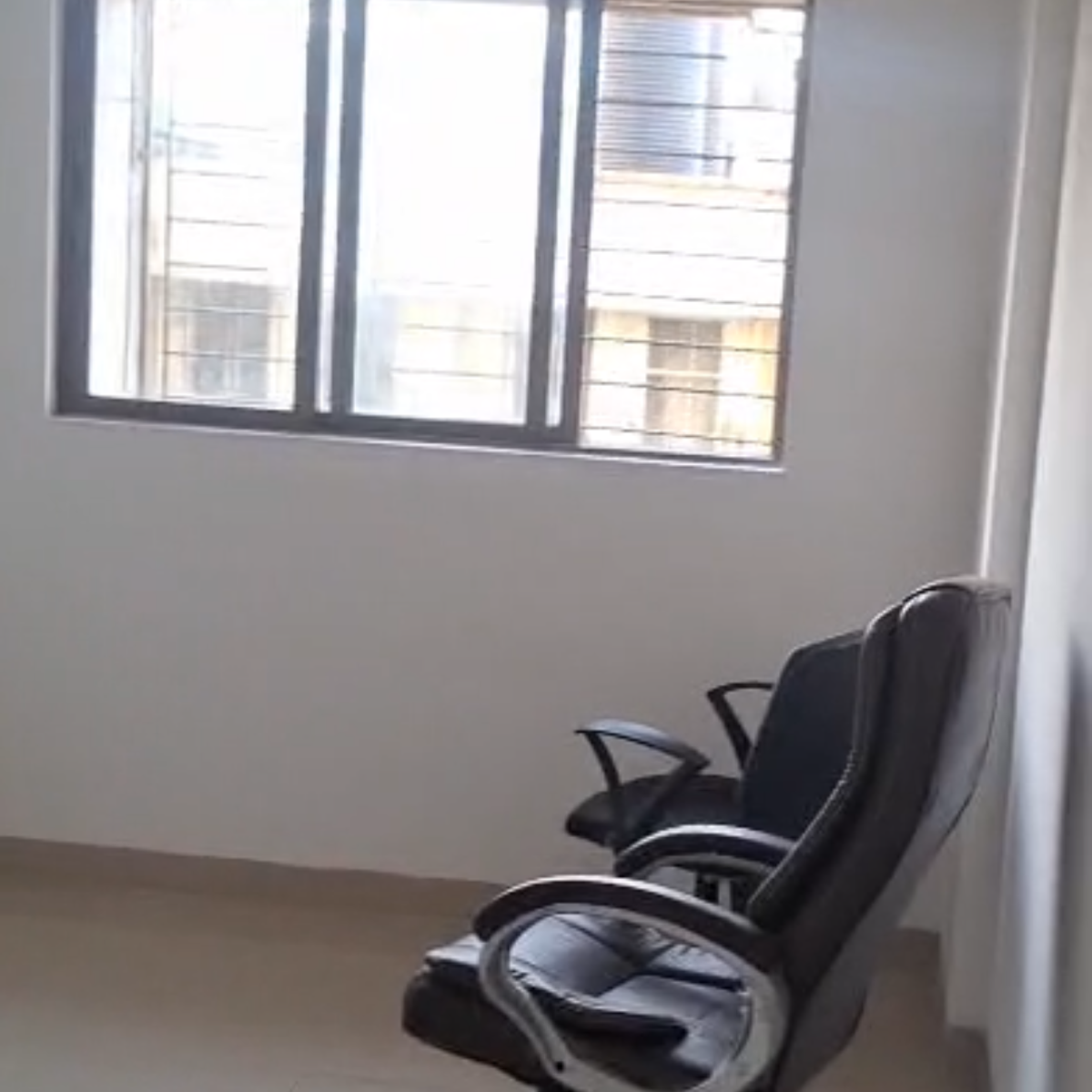 1 BHK + Extra Room Apartment For Rent in Merwanji Tower