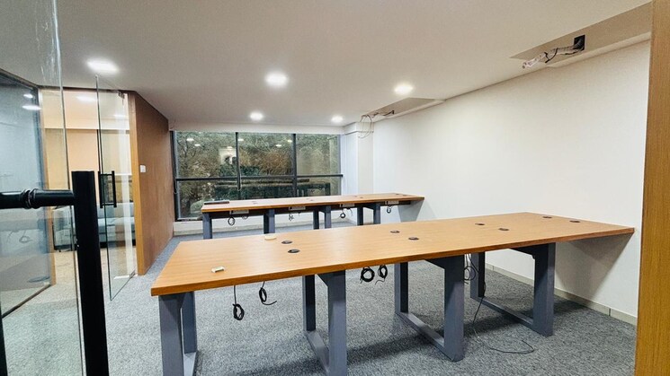 Team Area, kp-epitome Commercial Office Space 636 Sq.Ft. In Makarba Ahmedabad 8593597