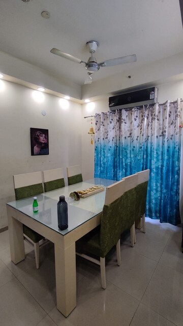 Living Room in 3 BHK Apartment at Moti Nagar – for Rent