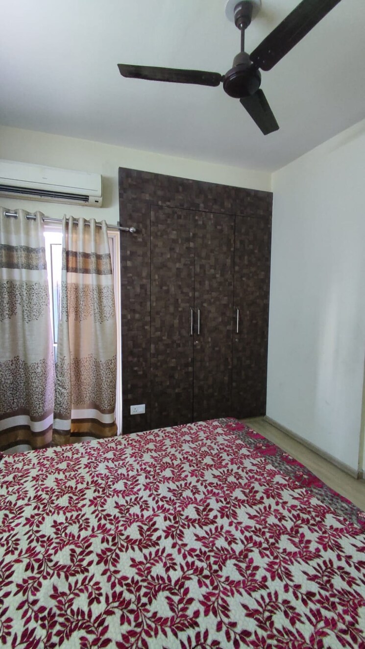 Bedroom, moti nagar 3 Bedroom 1754 Sq.Ft. Apartment In Moti Nagar Delhi 8593615