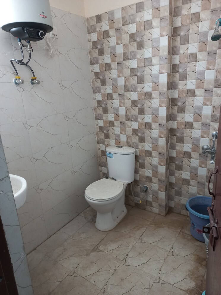 Bathroom, adore-samriddhi 2 Bedroom 570 Sq.Ft. Apartment In Sector 89 Faridabad 8593640