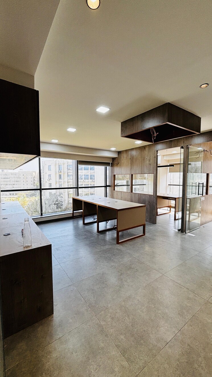 Team Area, kp-epitome Commercial Office Space 1384 Sq.Ft. In Makarba Ahmedabad 8593670