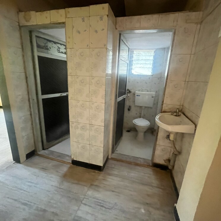 Bathroom, embee-geejay-chs 1 Bedroom 450 Sq.Ft. Apartment In Saibaba Nagar Mumbai 8593721