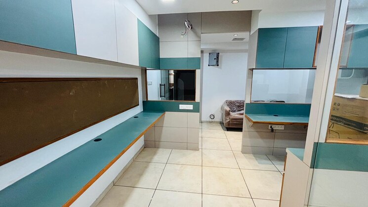 Team Area, kp-epitome Commercial Office Space 693 Sq.Ft. In Makarba Ahmedabad 8593715