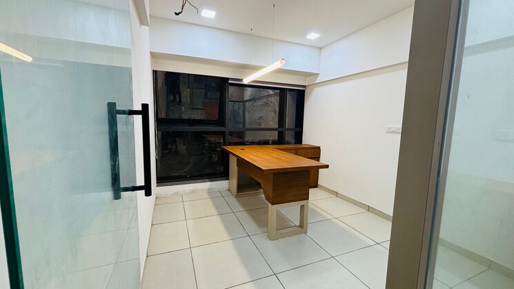 Team Area, kp-epitome Commercial Office Space 702 Sq.Ft. In Makarba Ahmedabad 8593699