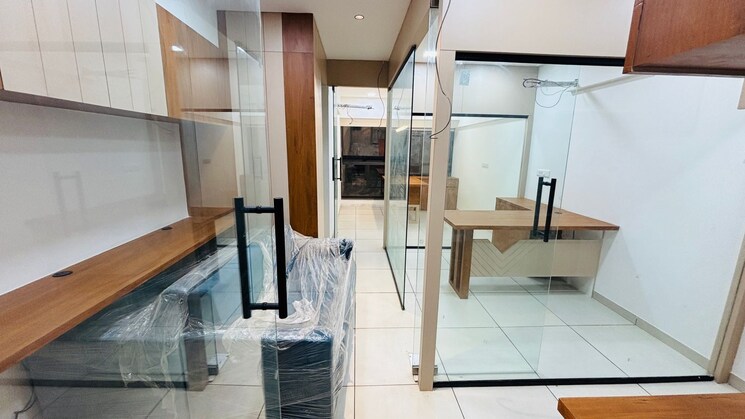 Team Area, kp-epitome Commercial Office Space 702 Sq.Ft. In Makarba Ahmedabad 8593699