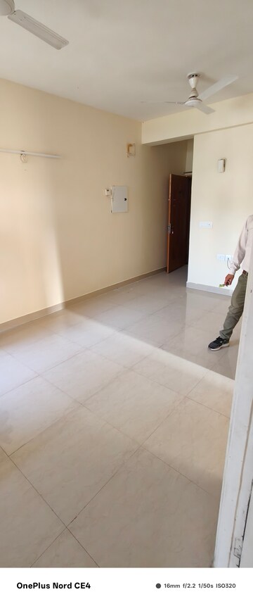 2 BHK Apartment For Rent in Pyramid Urban Homes 3, Sector 67a