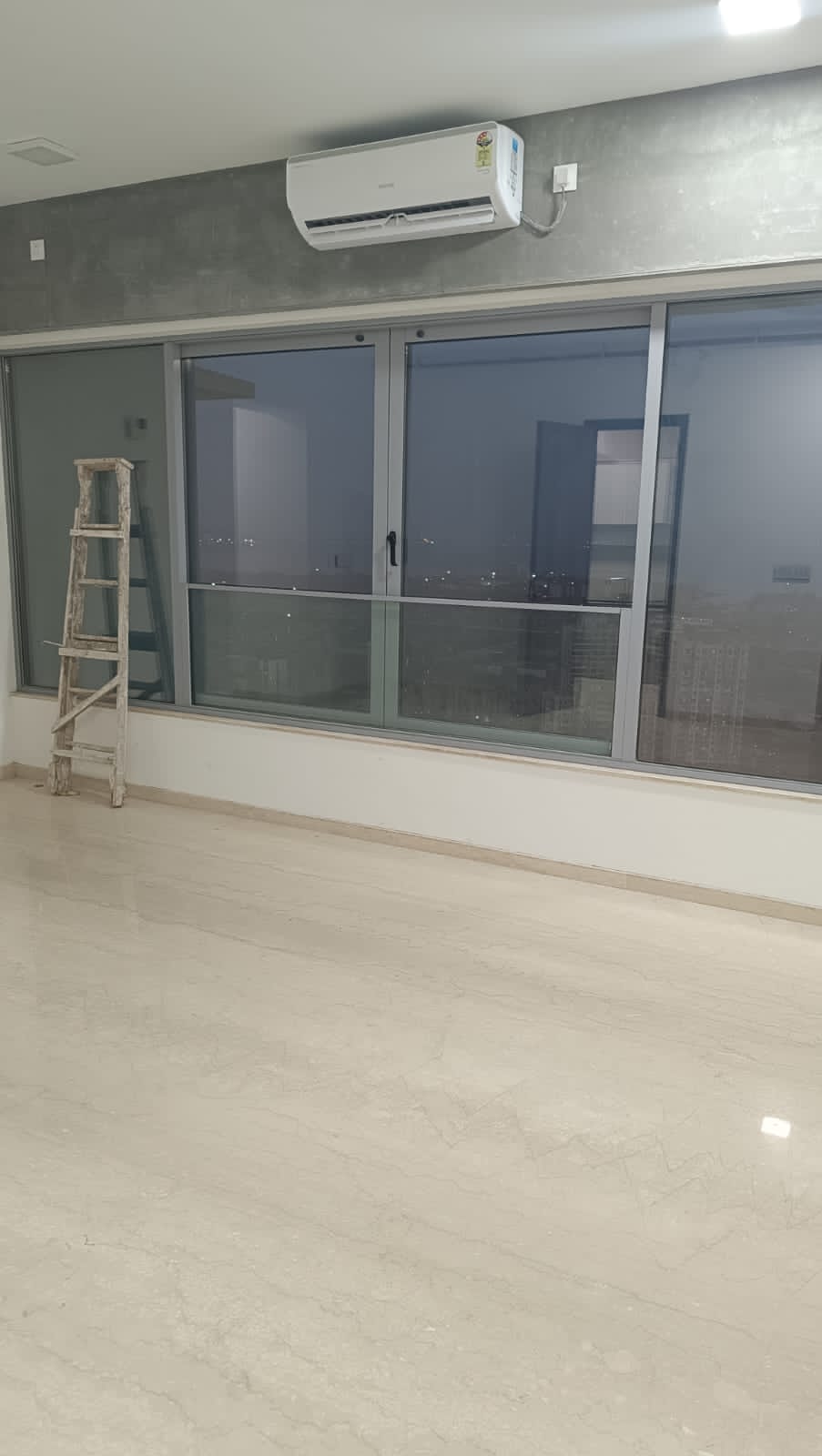 2 BHK Apartment For Sale in L&T Crescent Bay T2