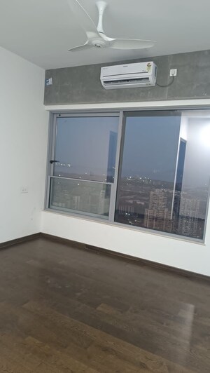 Furnished Amenities in 2 BHK Apartment at L&T Crescent Bay T2, Parel – for Sale