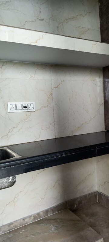 Furnished Amenities in Studio Apartment at Katwaria Sarai – for Rent