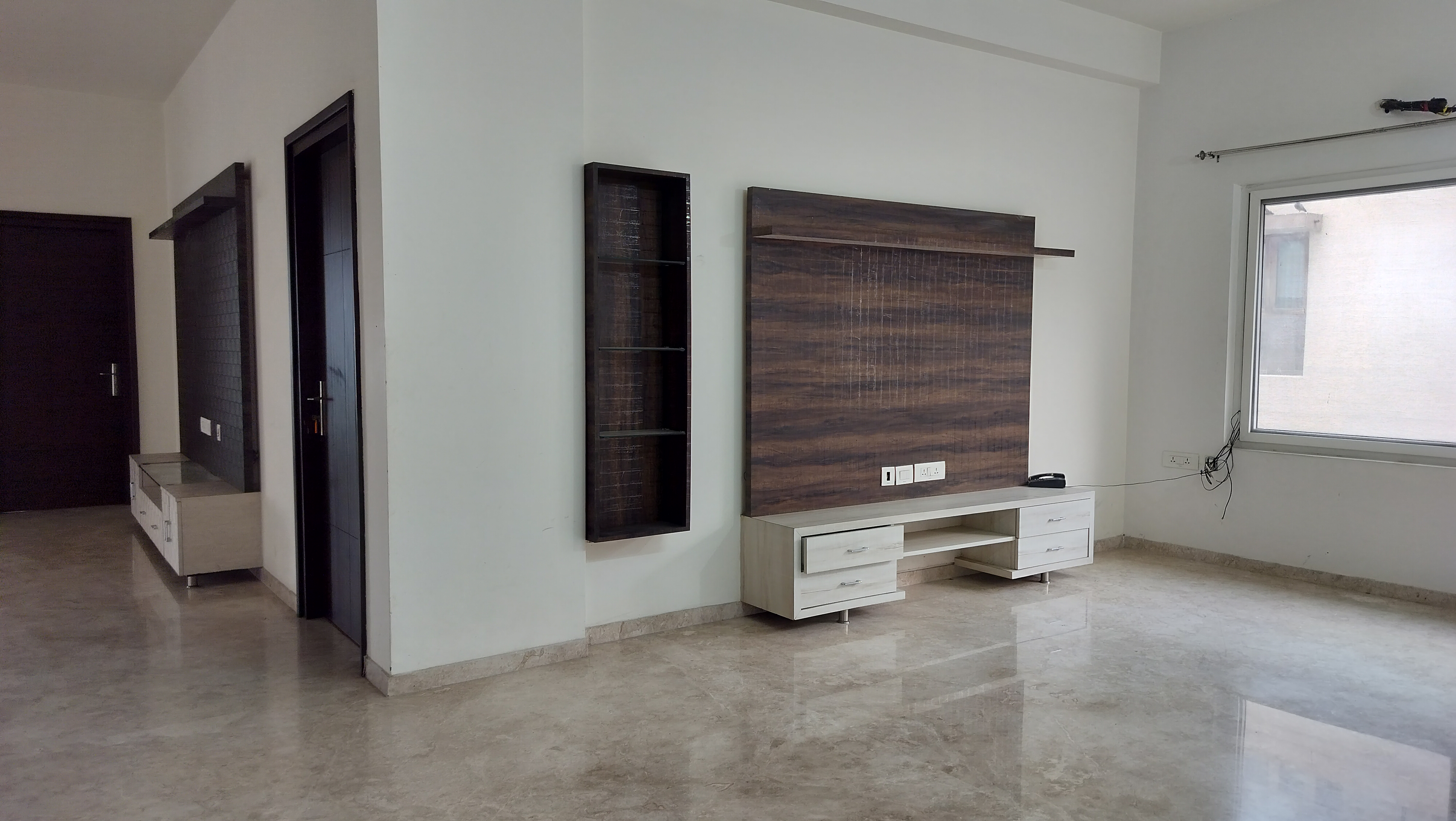 4 BHK + Servant Room Apartment For Rent in Lotumuslfor 