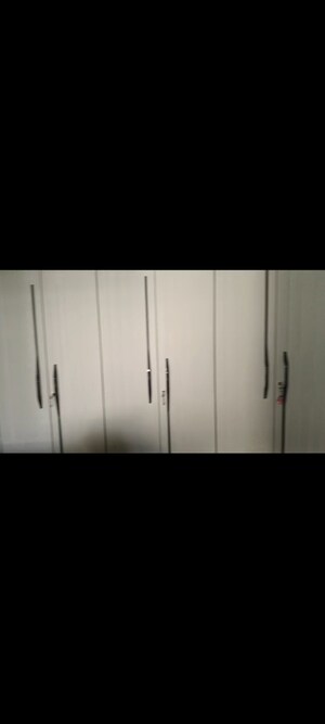 Room in 2 BHK Apartment at Vastu Shanti, Andheri East – for Sale