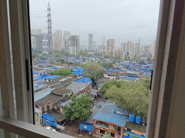 Swimming Pool in 3 BHK Apartment at Srishti Solitaire, Bhandup West – for Sale