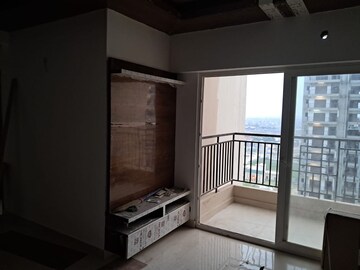 Room in 3 BHK Apartment at Ace Divino, Sector 1 Greater Noida – for Rent