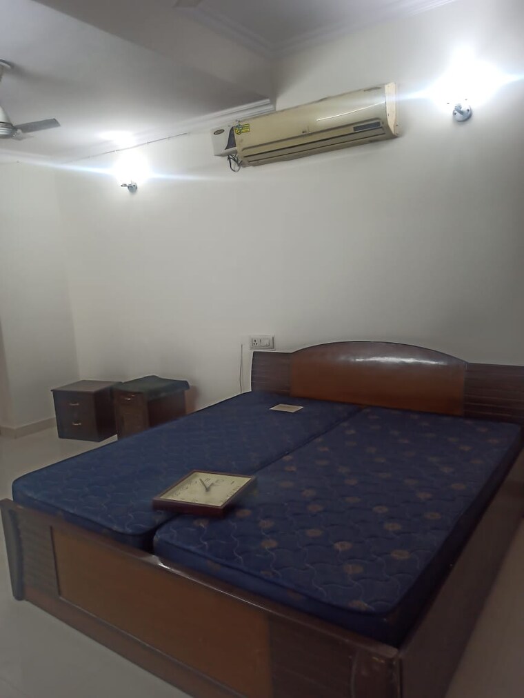 Room, vasant kunj 2 Bedroom 1200 Sq.Ft. Apartment In Vasant Kunj Delhi 8593905