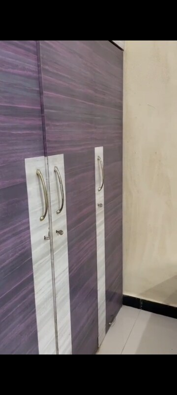 Room in 1 BHK Apartment at Sankalp II, Malad East – for Rent